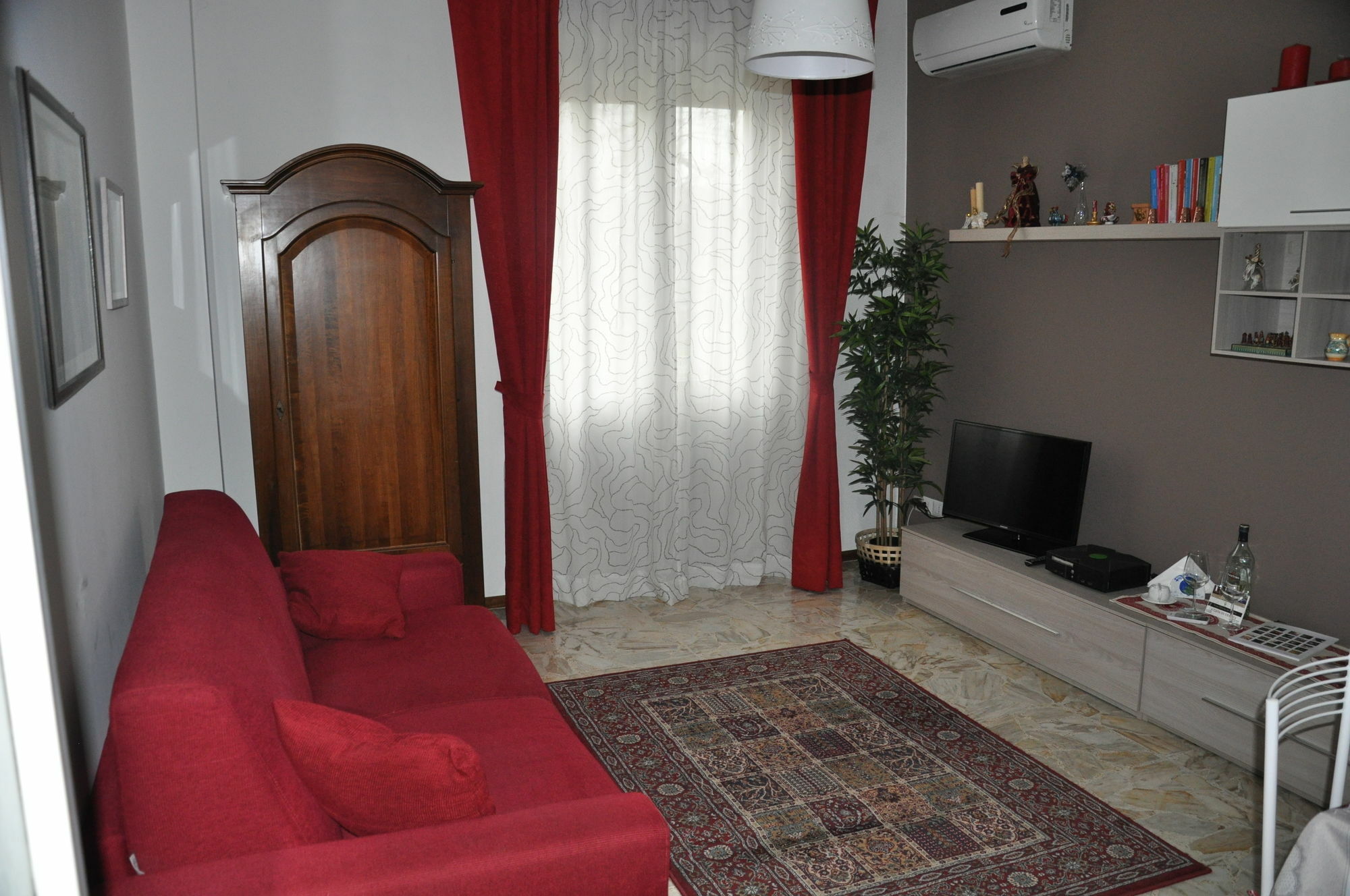 Apartmán A Casa Di Franci Parma Exteriér fotografie